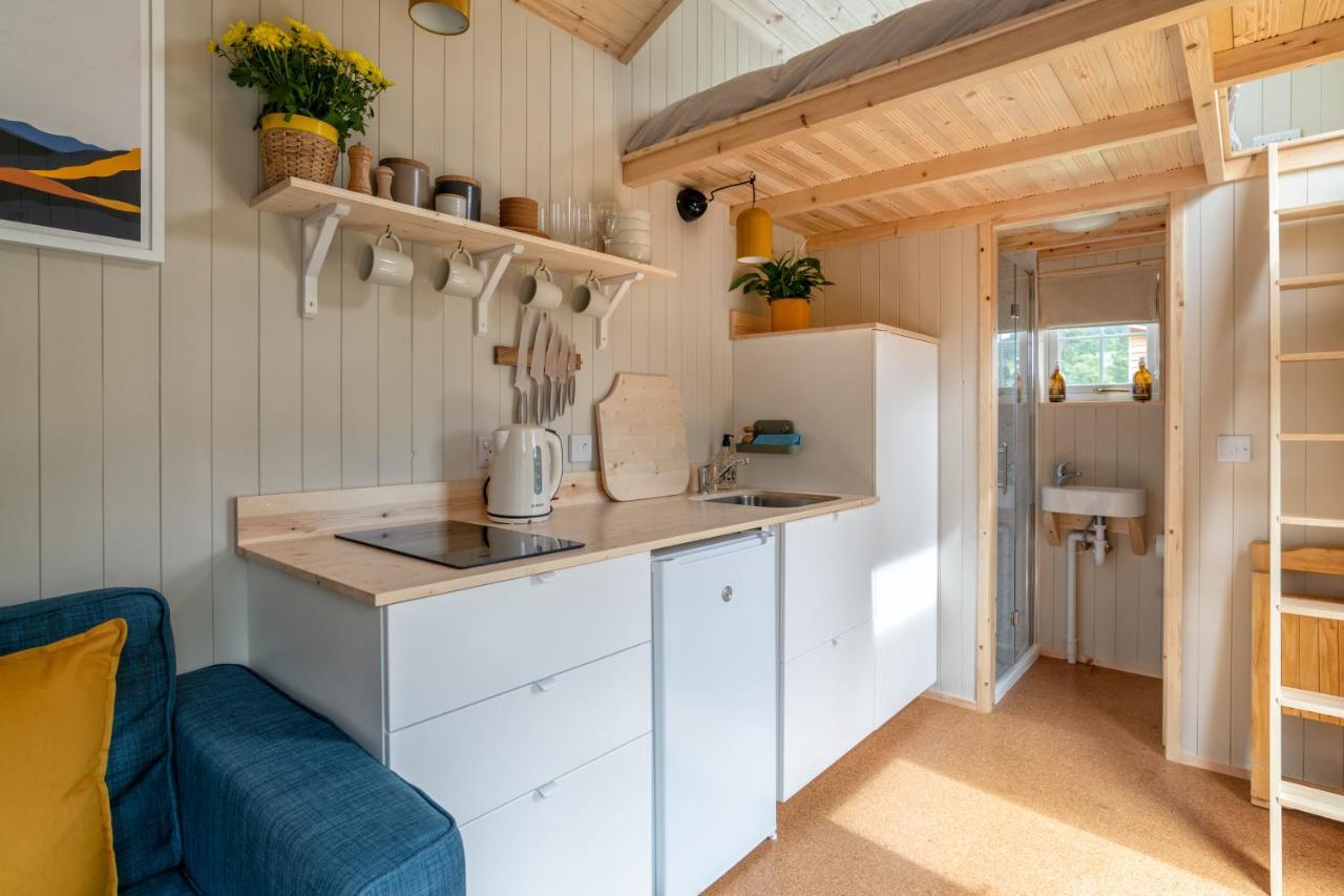 Enchanting Tiny House With Wood Burner And Hot Tub In Cairngorms 발라터 외부 사진
